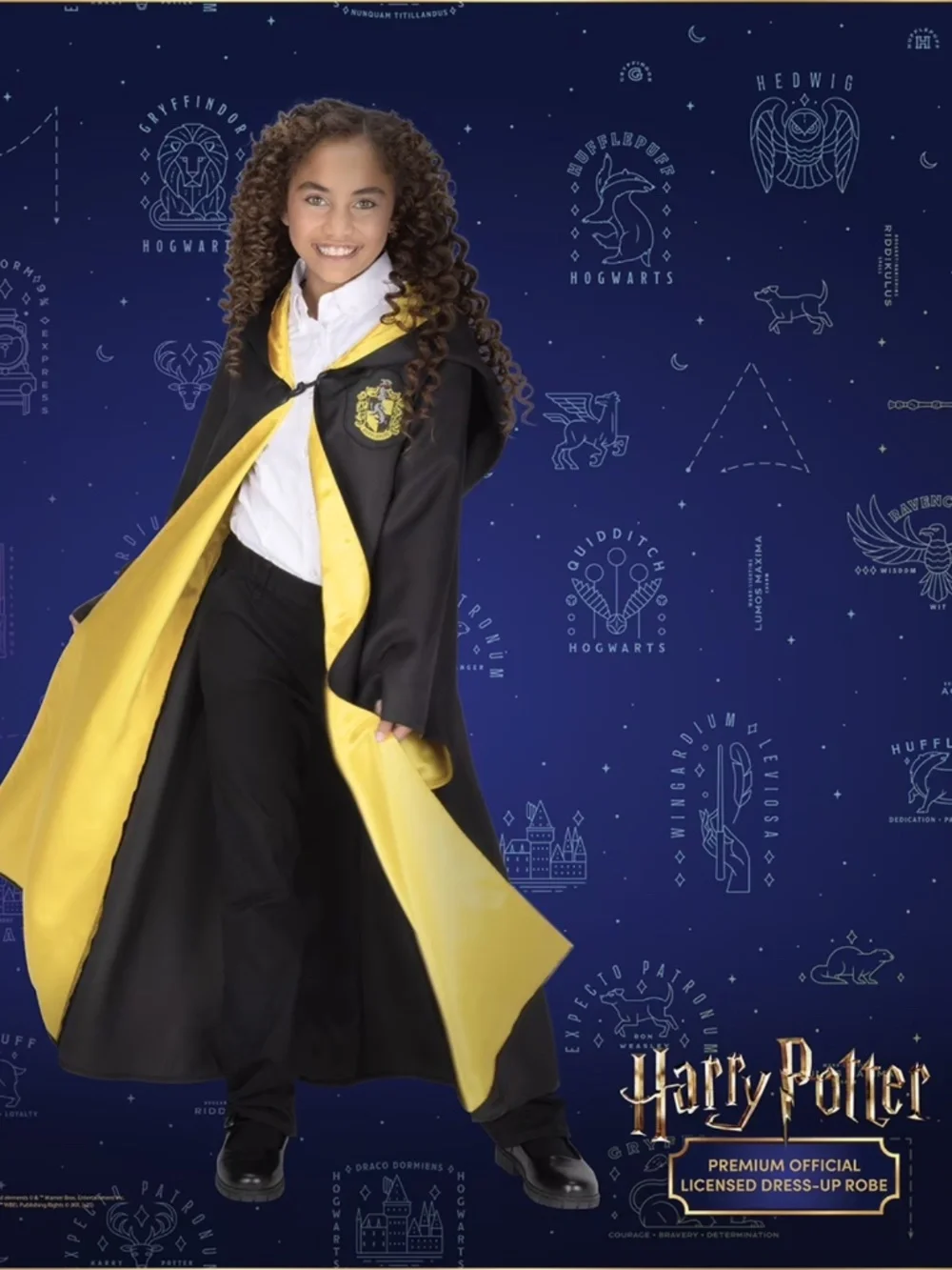 Harry Potter Iconic Dress Up Pretend and Play Hufflepuff Robe for Child Ages 10+